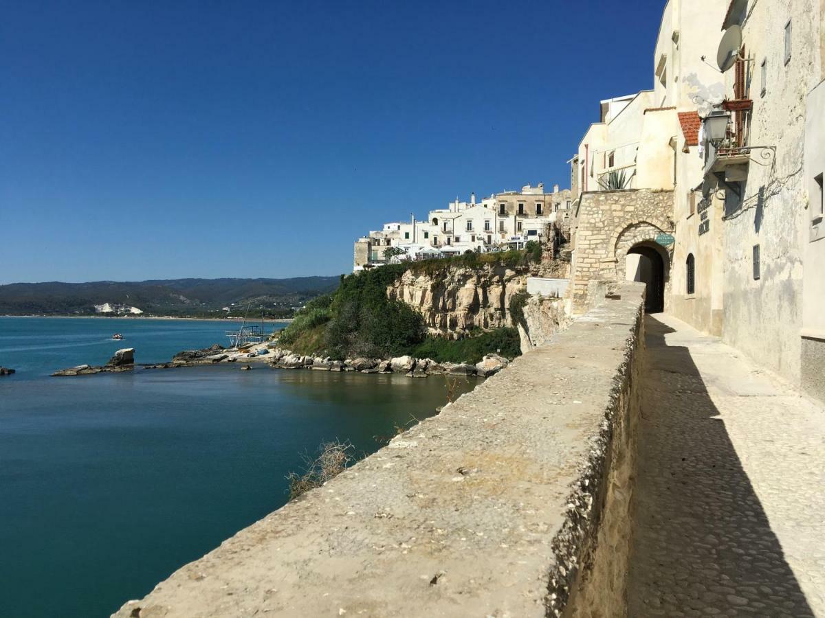 Апартаменты Dimora Nel Borgo Вьесте Экстерьер фото